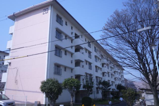 和泉市鶴山台